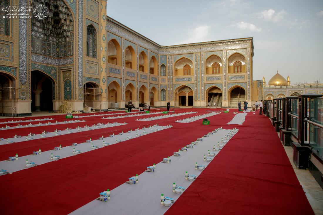 قسم مضيف الزائرين يستضيف زائري المولى أمير المؤمنين (عليه السلام) في سفرة رمضانية ثانية وسط أرجائه المباركة في صحن السيدة فاطمة الزهراء (عليها السلام) | 