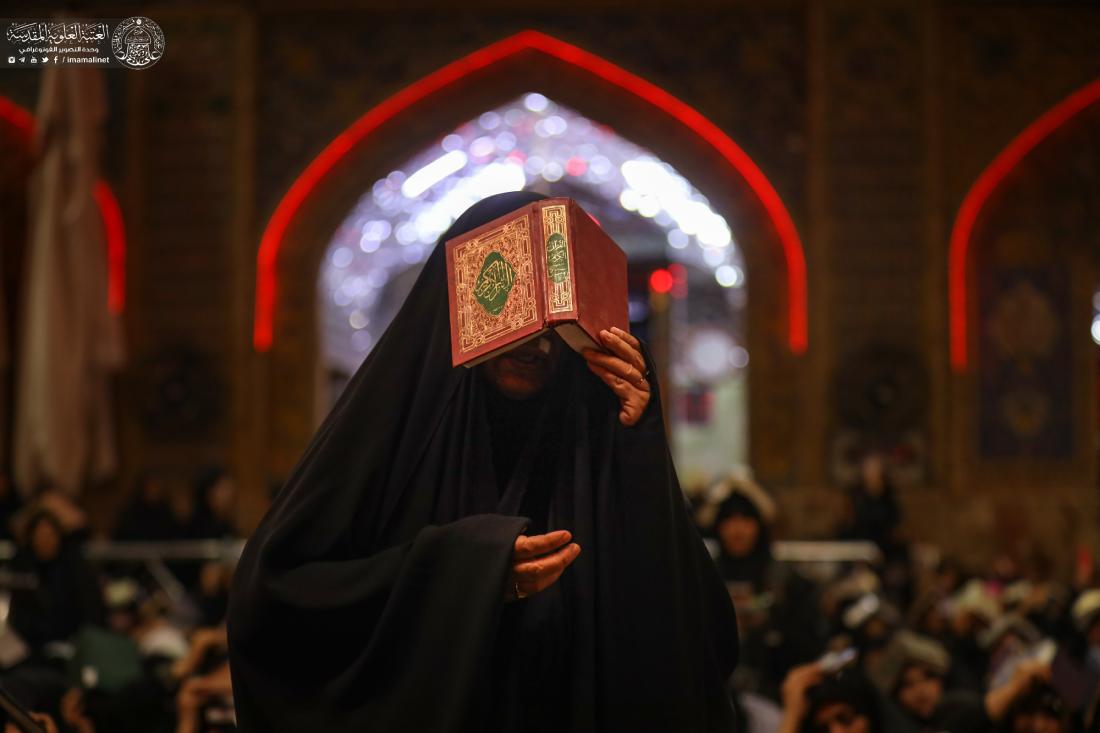 زائرو مرقد المولى أمير المؤمنين (عليه السلام) يحييون ليلة القدر بروايتها الثانية - ليلة الحادي والعشرين من شهر رمضان - ليلة شهادته الأليمة | 