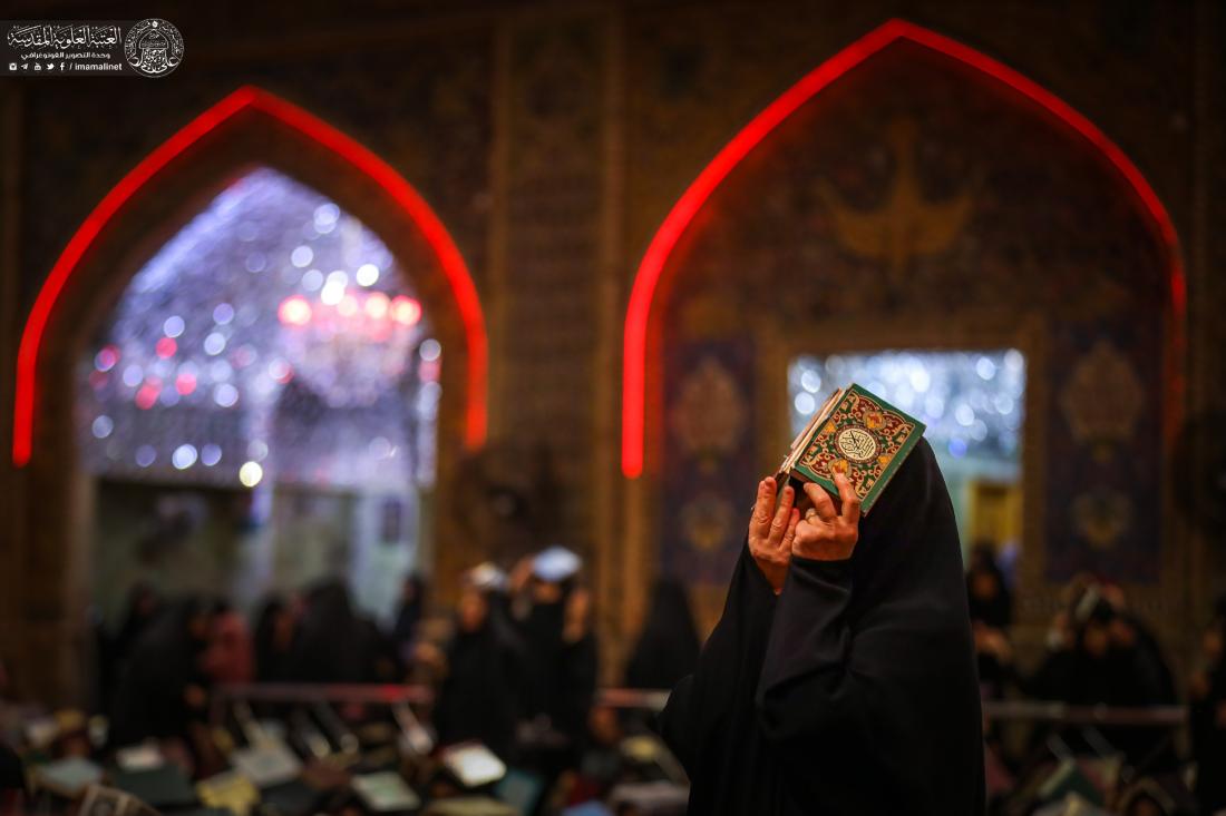 زائرو مرقد المولى أمير المؤمنين (عليه السلام) يحييون ليلة القدر بروايتها الثانية - ليلة الحادي والعشرين من شهر رمضان - ليلة شهادته الأليمة | 