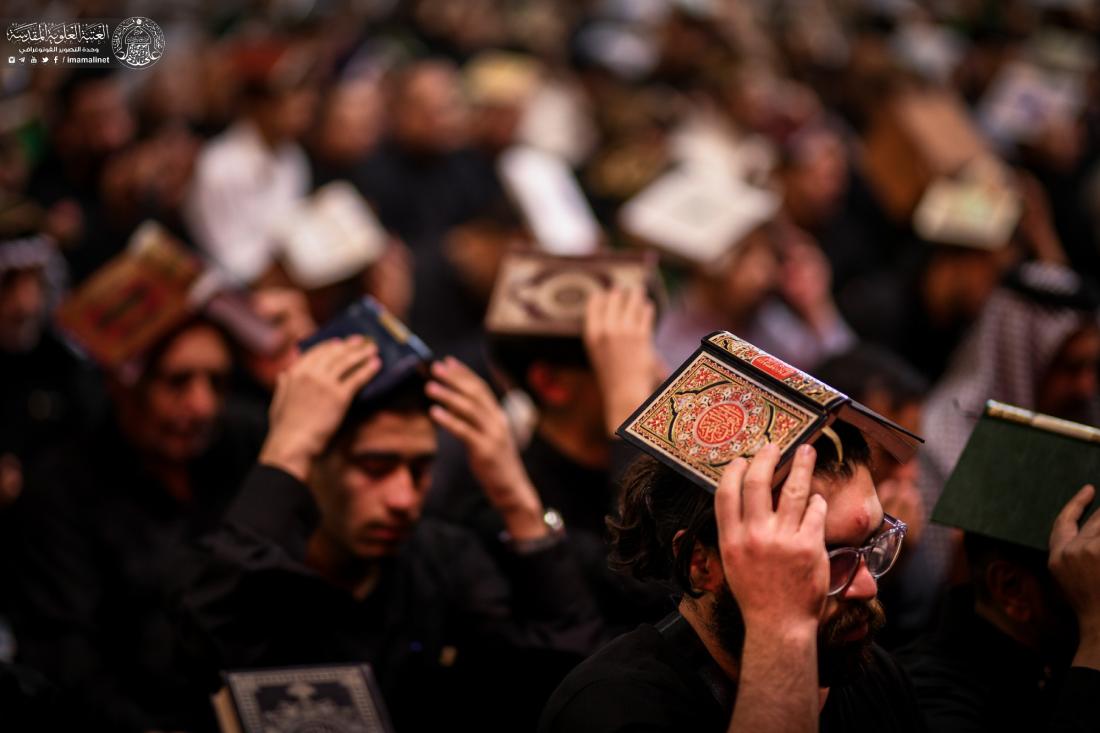 زائرو مرقد المولى أمير المؤمنين (عليه السلام) يحييون ليلة القدر بروايتها الثانية - ليلة الحادي والعشرين من شهر رمضان - ليلة شهادته الأليمة | 