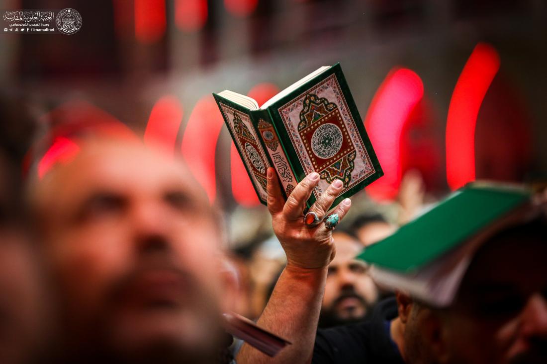 زائرو مرقد المولى أمير المؤمنين (عليه السلام) يحييون ليلة القدر بروايتها الثانية - ليلة الحادي والعشرين من شهر رمضان - ليلة شهادته الأليمة | 