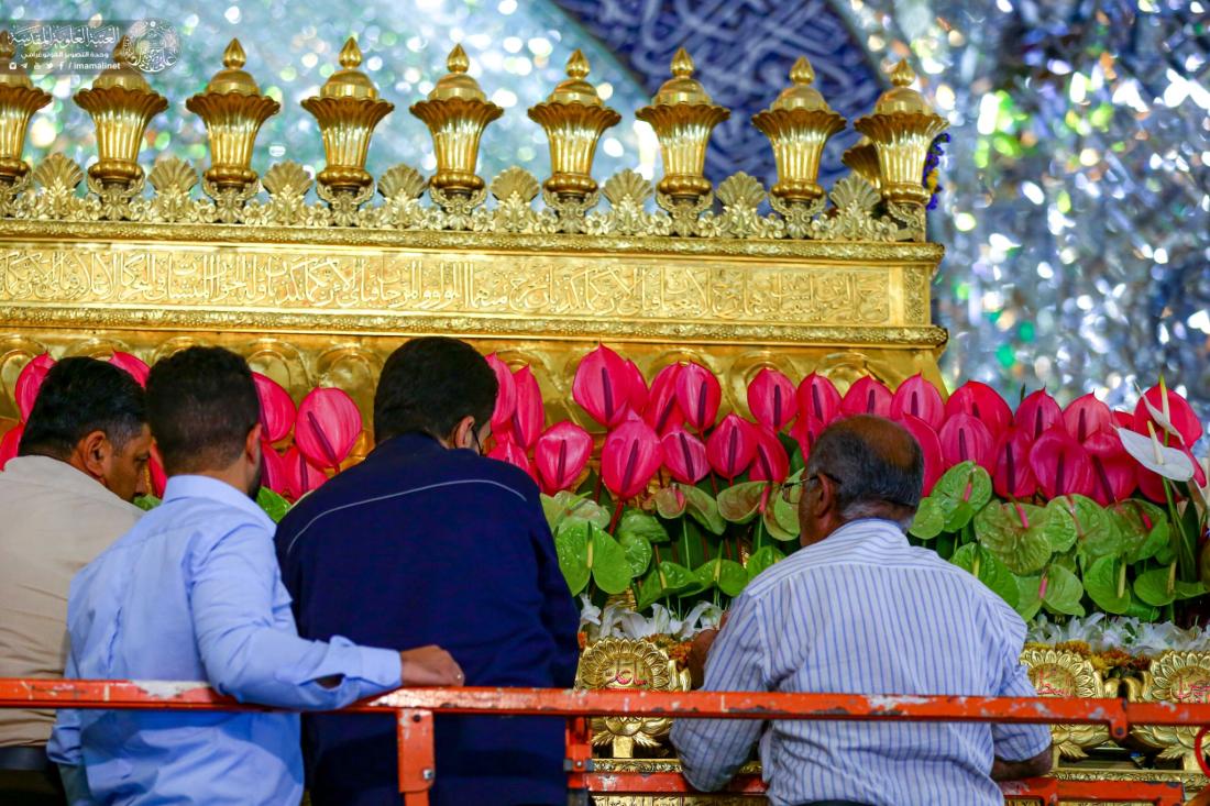 تتزيّن آلاف الورود بوضعها على ضريح أمير المؤمنين (ع) بمناسبة عيد الغدير الأغر | 