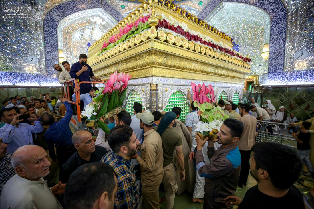 تتزيّن آلاف الورود بوضعها على ضريح أمير المؤمنين (ع) بمناسبة عيد الغدير الأغر | 