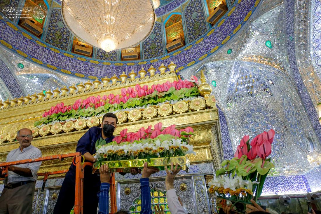 تتزيّن آلاف الورود بوضعها على ضريح أمير المؤمنين (ع) بمناسبة عيد الغدير الأغر | 