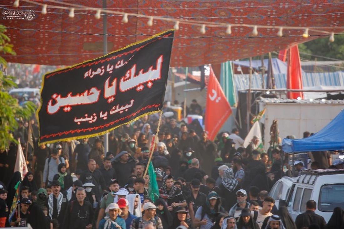 تتزاحم الخطوات و تشتبك الأقدام للوصول إلى سيد الشهداء (عليه السلام) | 