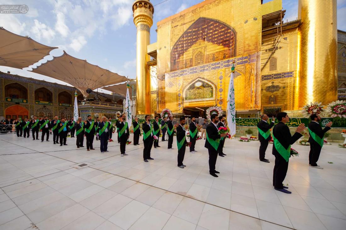 مراسم الزيارة الصباحية .. منتسبو العتبة العلوية المقدسة يحيون الذكرى العطرة الميمونة لمولد السيدة زينب (عليها السلام) في رحاب مرقد المولى أمير المؤمنين (عليه السلام) | 