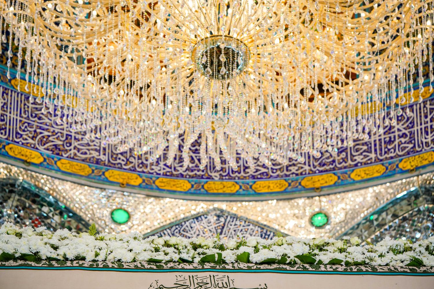 ضريح الامام علي 