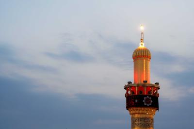 منارة مرقد الامام علي 