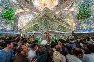 ضريح الامام علي 