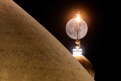مرقد الامام علي 