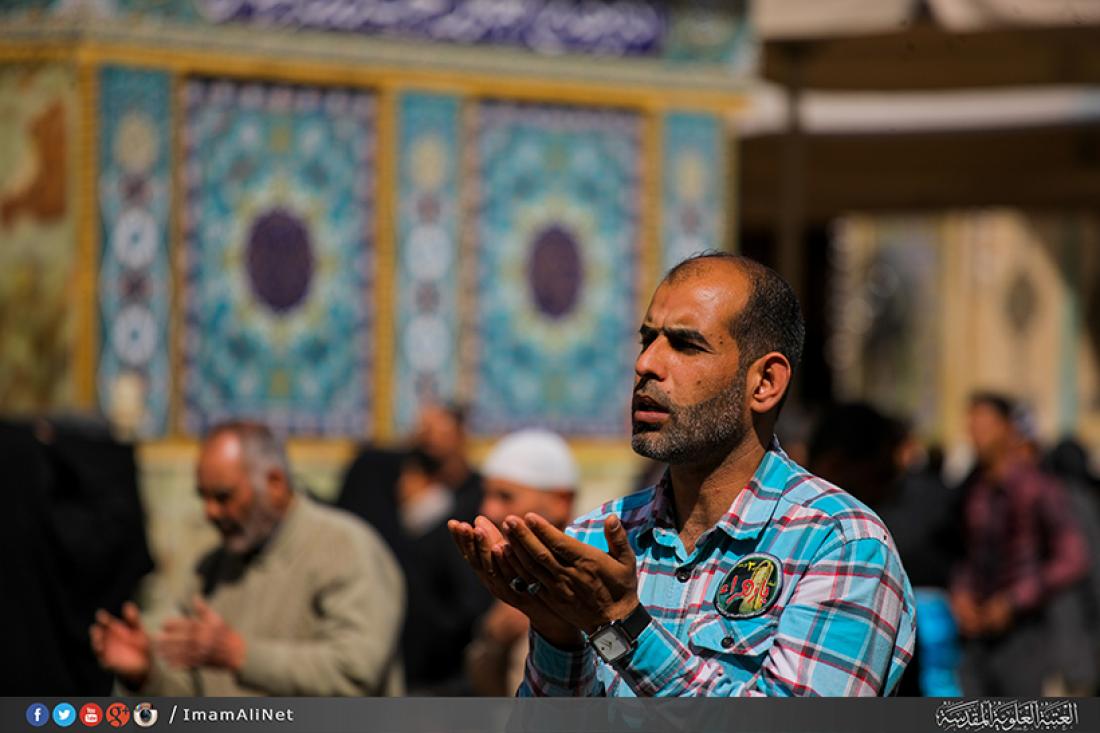 تقرير مصور : المؤمنون يجددون الذكرى السنويه لآستشهاد الصديقة فاطمة الزهراء {سلام الله عليها } الروايه الثالثه  | 