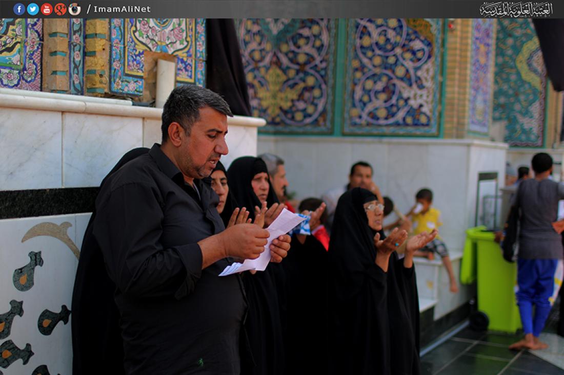 تقرير مصور : المؤمنون يحيون ذكرى استشهاد الامام موسى بن جعفر الكاظم سلام الله عليه في مرقده المطهر  | 