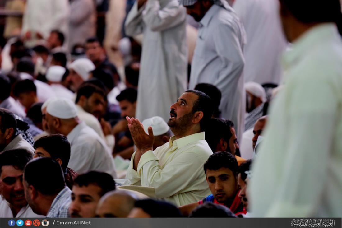 تقرير مصور : المؤمنون يحتفلون في ذكرى ولادة الامام المهدي عجل الله تعالى فرجه قي كربلاء المقدسه  | 