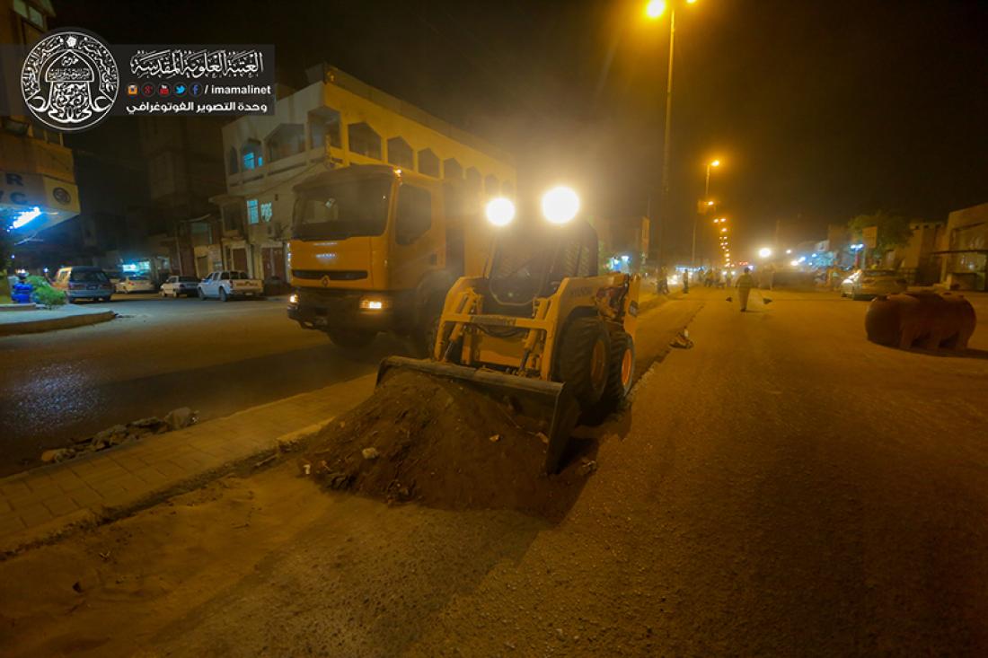 تقرير مصور : الامانة العامة للعتبة العلوية المقدسة تقوم بحملة كبيرة لتنضيف الشوارع في المدينة القديمة  | 