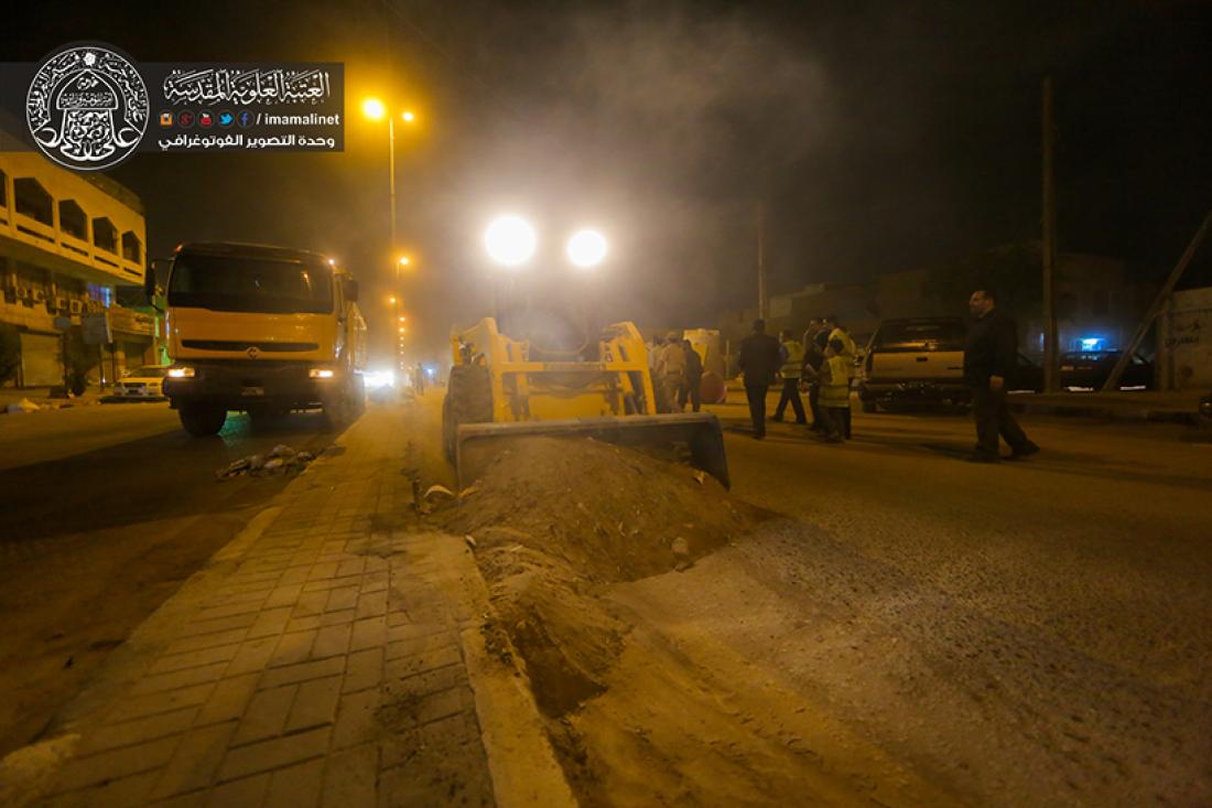 تقرير مصور : الامانة العامة للعتبة العلوية المقدسة تقوم بحملة كبيرة لتنضيف الشوارع في المدينة القديمة  | 