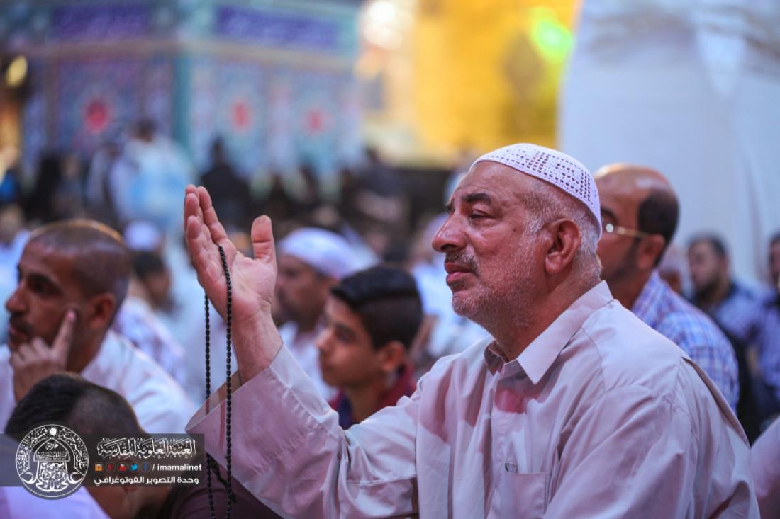 تقرير مصور : رفع المصاحف في اول ليلة من ليالي القدر المباركة في العتبة العلوية المقدسة  | 