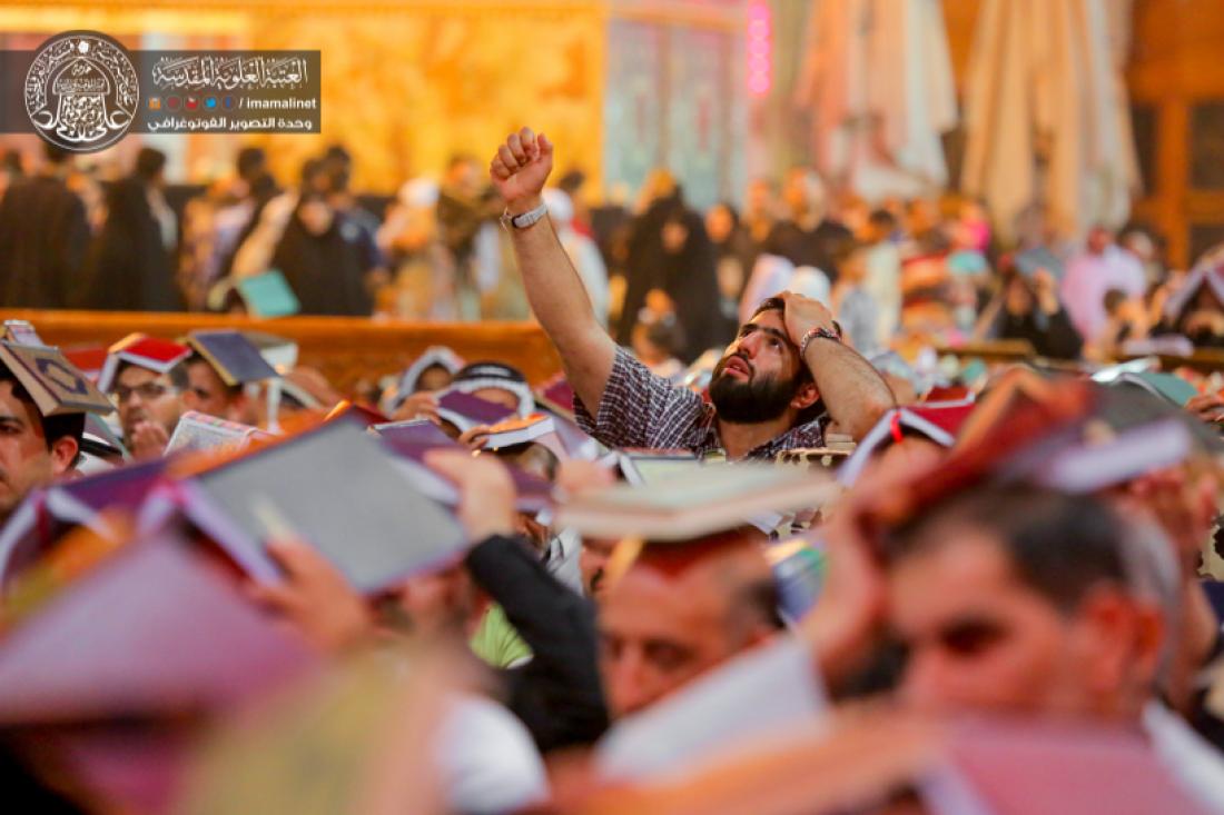 تقرير مصور : رفع المصاحف في اول ليلة من ليالي القدر المباركة في العتبة العلوية المقدسة  | 