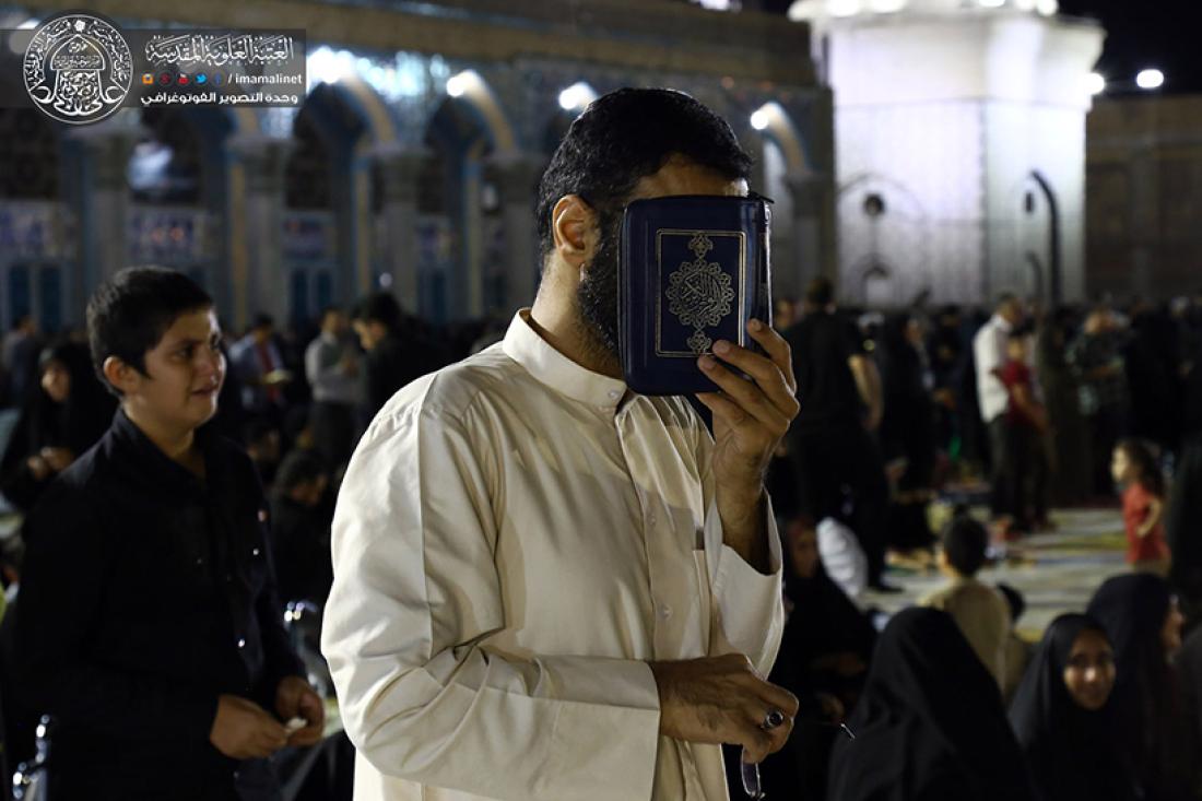 تقرير مصور : رفع المصاحف اول ليلة من ليالي القدر المباركه في قم المقدسة مسجد جمكران في ايران | 