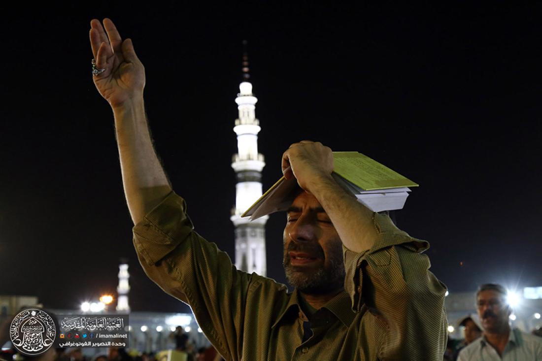 تقرير مصور : رفع المصاحف اول ليلة من ليالي القدر المباركه في قم المقدسة مسجد جمكران في ايران | 