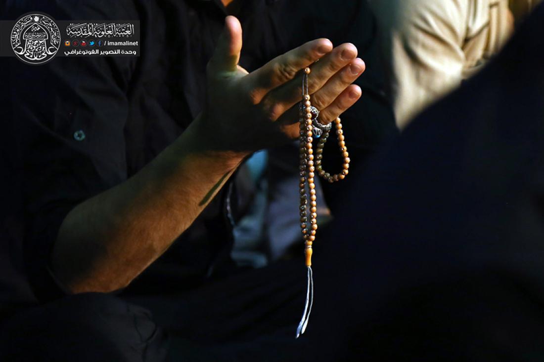 تقرير مصور : رفع المصاحف اول ليلة من ليالي القدر المباركه في قم المقدسة مسجد جمكران في ايران | 