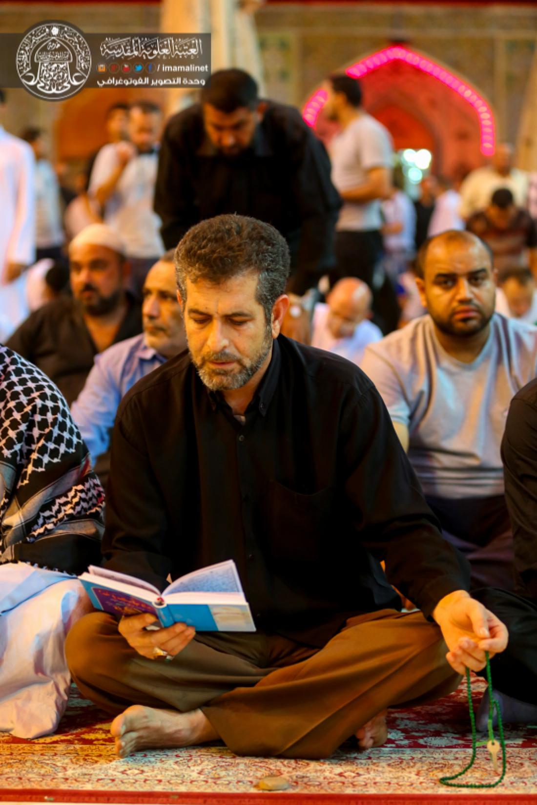 تقرير مصور : المؤمنون يجددون العزاء للمولى امير المؤمنين سلام الله عليه في ذكرى استشهاده  | 