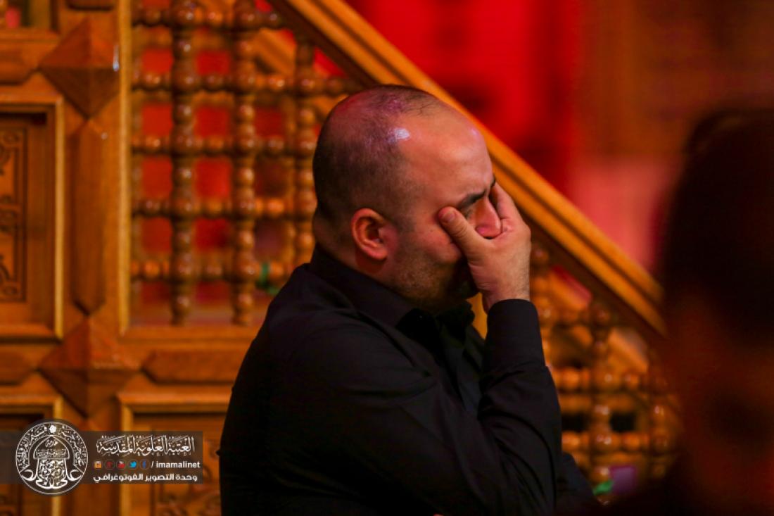 تقرير مصور : ويستمر العزاء في المرقد المقدس الشريف بذكرى شهادة المولى امير المؤمنين سلام الله عليه  | 