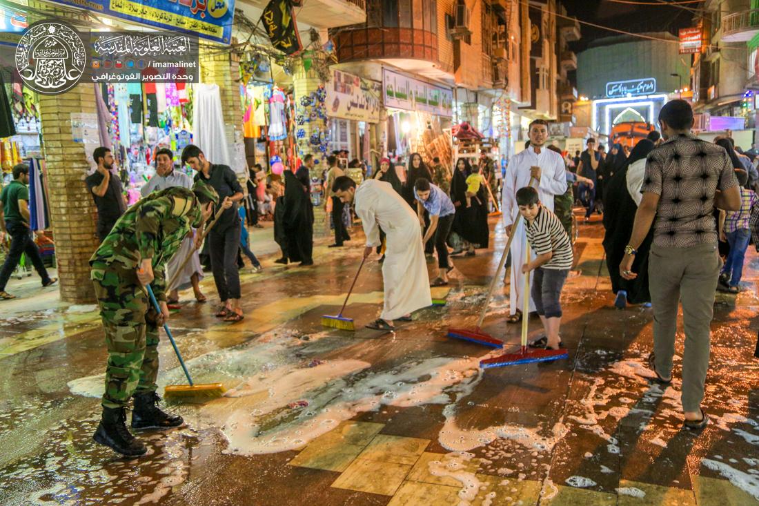 تقرير مصور : الامانة العامة للعتبة العلوية المقدسة تقوم بحملة تنظيف في شوارع المدينة القديمة بقرب الحرم الطاهر  | 