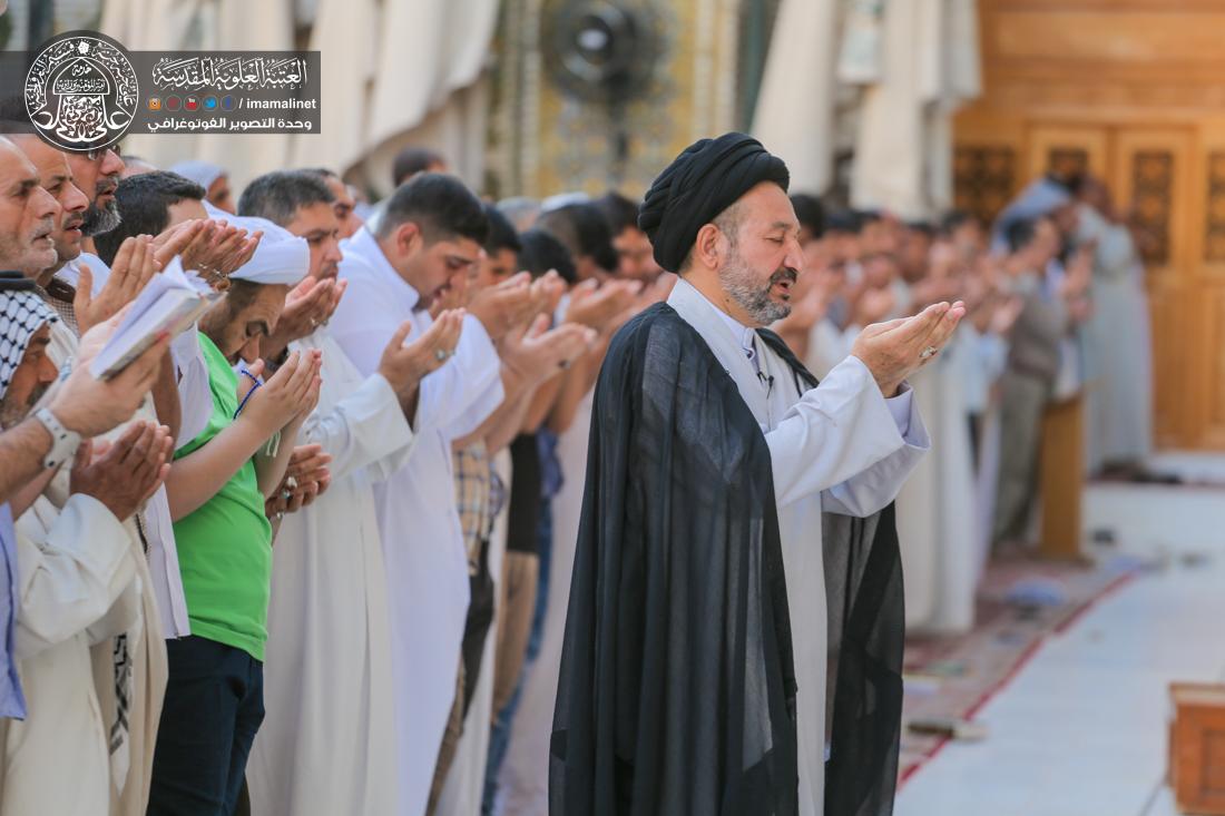 تقرير مصور : الامين العام للعتبة العلوية السيد نزار حبل المتين يقيم صلاة عيد الفطر المبارك  في العتبة العلوية المقدسة  | 