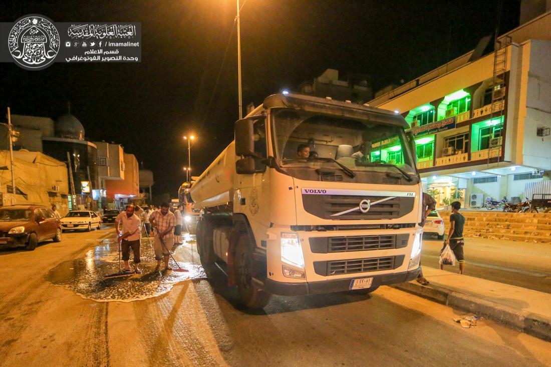 تقرير مصور : الامانة العامة للعتبة العلوية المقدسة تقوم بحملة تنظيف شارع السور في المدينة القديمة  | 