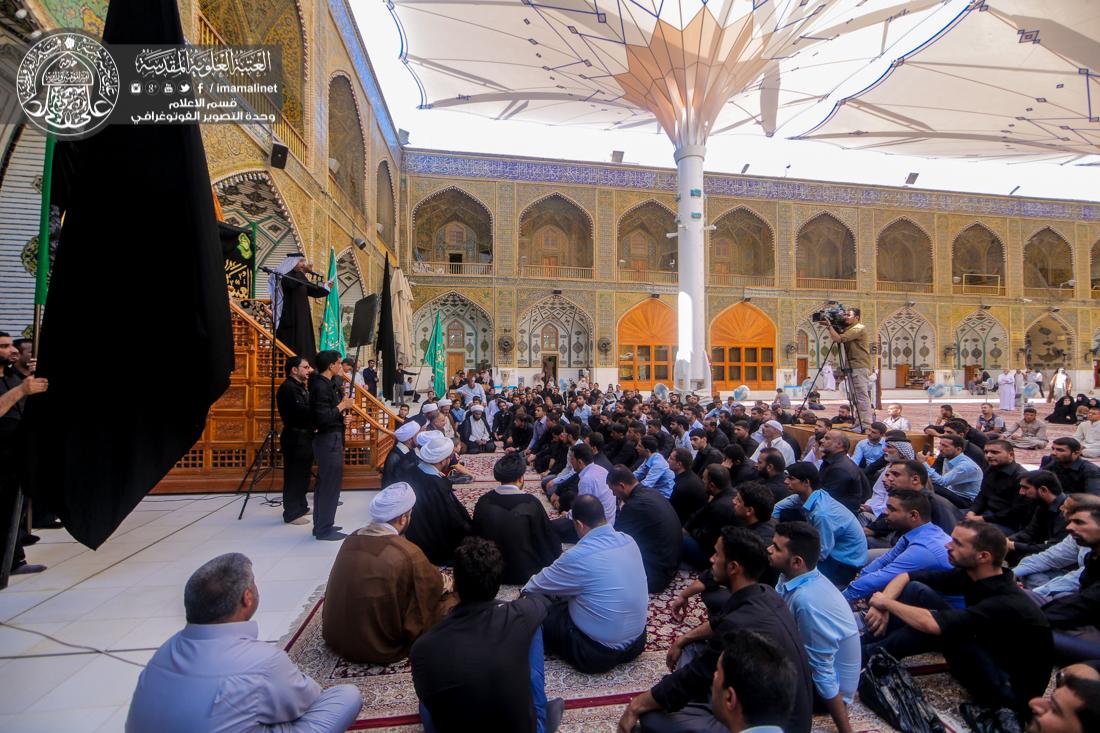 تقرير مصور : موكب العتبة العلوية المقدسة يجدد العزاء بذكرى اربعين المولى امير المؤمنين سلام الله علية  | 