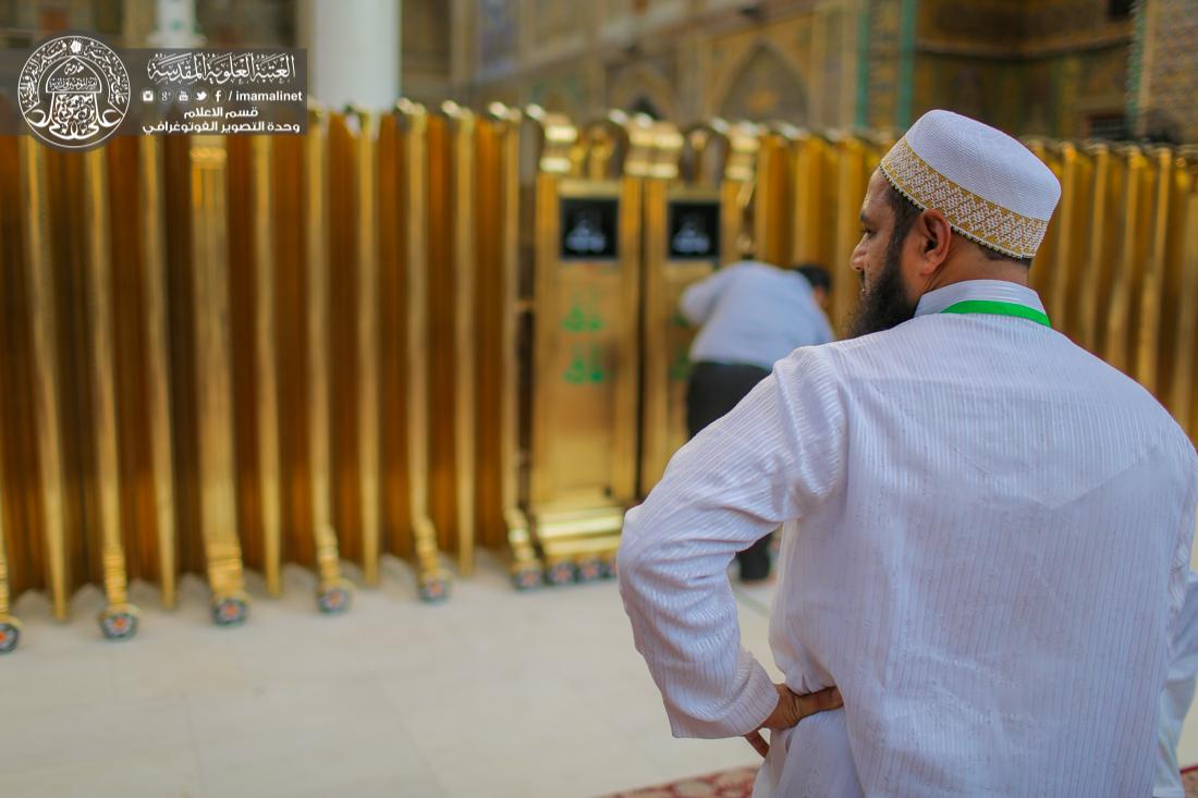 تقرير مصور : تنصيب القاطع الجديد من جهة باب القبلة وباب الطوسي في العتبة العلوية المقدسة | 