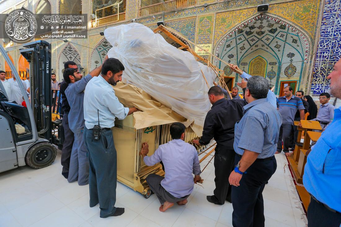 تقرير مصور : تنصيب القاطع الجديد من جهة باب القبلة وباب الطوسي في العتبة العلوية المقدسة | 