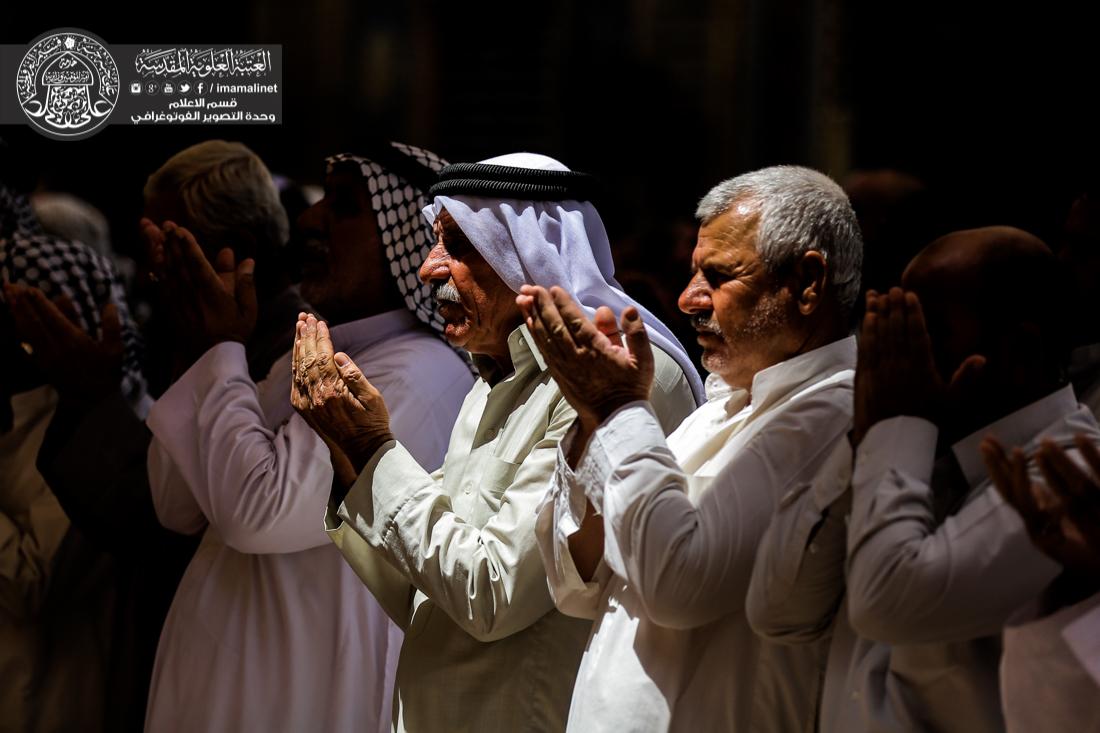تقرير مصور : الاجواء الايمانية وصلاة الجماعة ليوم الجمعة  في العتبة العلوية المقدسة  | 