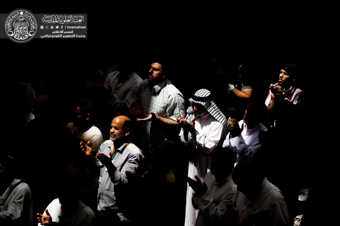 تقرير مصور : الاجواء الايمانية وصلاة الجماعة ليوم الجمعة  في العتبة العلوية المقدسة  | 