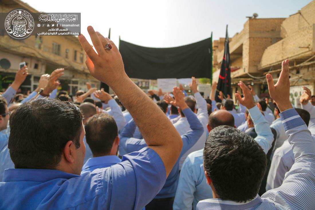 تقرير مصور : موكب العتبة العلوية المقدسة في زيارته الى مرقد الامامين العسكريين في سامراء | 