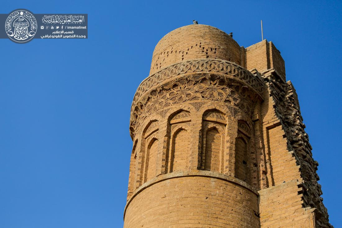 تقرير مصور : العتبة العلوية المقدسة تقيم مراسيم رفع راية الامام علي  سلام الله عليه في جامع خطوة الامام علي سلام الله عليه بمناسبة عيد الغدير الاغر  في البصره  | 