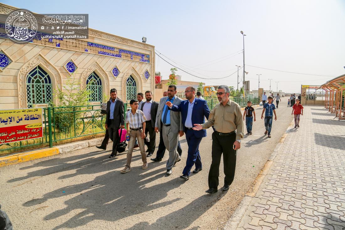 تقرير مصور : العتبة العلوية المقدسة تقيم مراسيم رفع راية الامام علي  سلام الله عليه في جامع خطوة الامام علي سلام الله عليه بمناسبة عيد الغدير الاغر  في البصره  | 