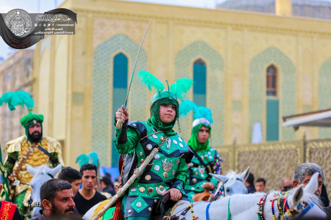 تقرير مصور : اطفال حسينيون على نهج اهاليهم يحيون بطريقتهم العزاء على سيد الشهداء | 