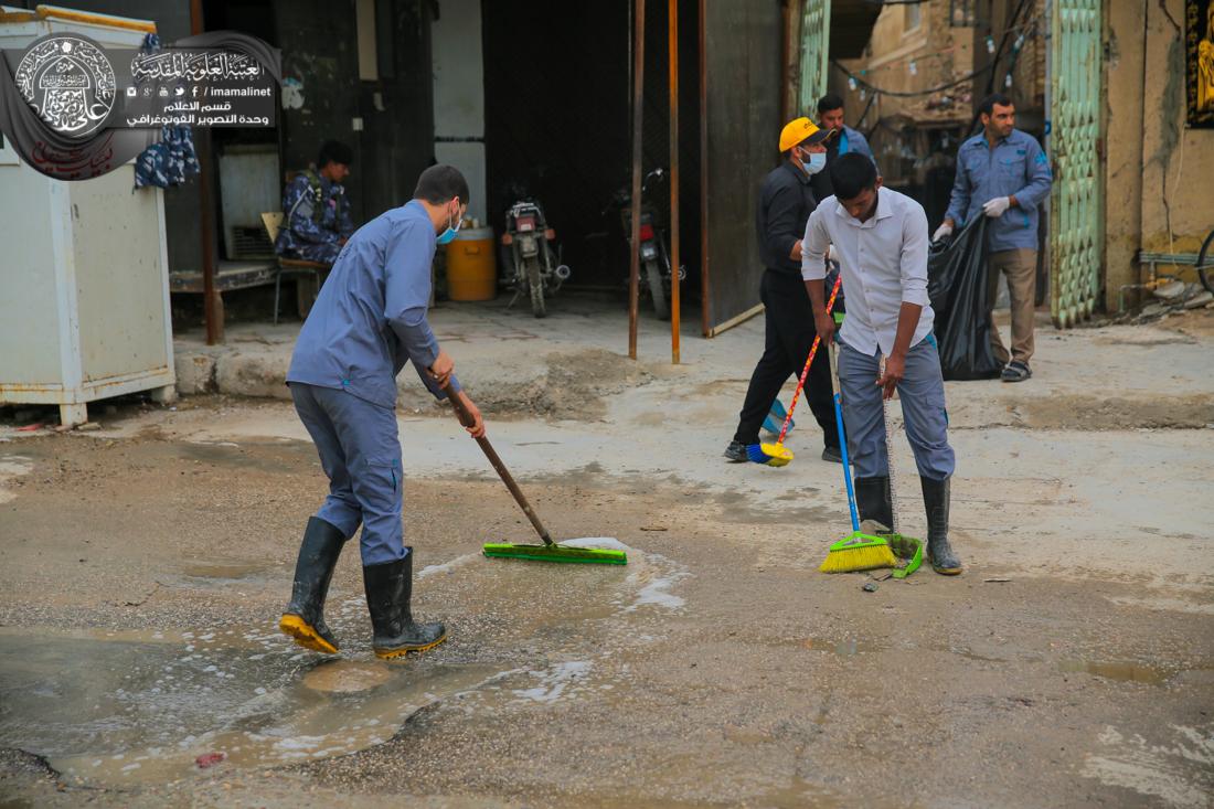 تقرير مصور : قسم الخدمات الخارجية في العتبة العلوية المقدسة يقيم حملة تنظيف في شوارع المدينة القديمة في النجف الاشرف | 