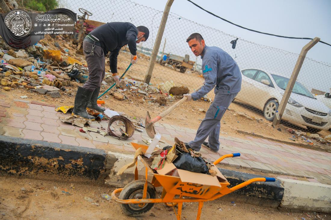 تقرير مصور : قسم الخدمات الخارجية في العتبة العلوية المقدسة يقيم حملة تنظيف في شوارع المدينة القديمة في النجف الاشرف | 