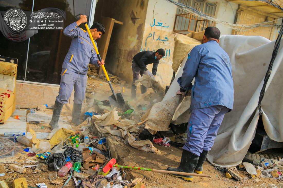 تقرير مصور : قسم الخدمات الخارجية في العتبة العلوية المقدسة يقيم حملة تنظيف في شوارع المدينة القديمة في النجف الاشرف | 