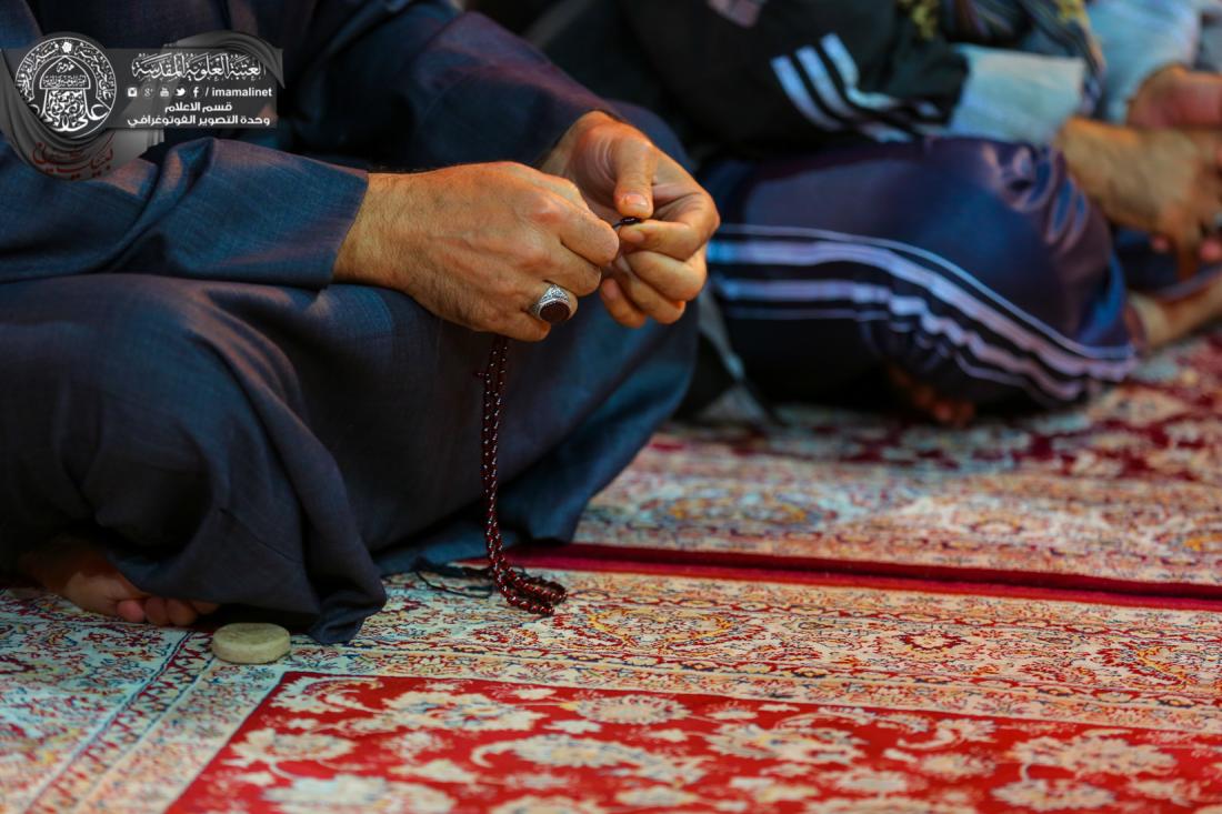 تقرير مصور : الاجواء الروحانية في العتبة العلوية المقدسة في ليلة الاول من صفر | 