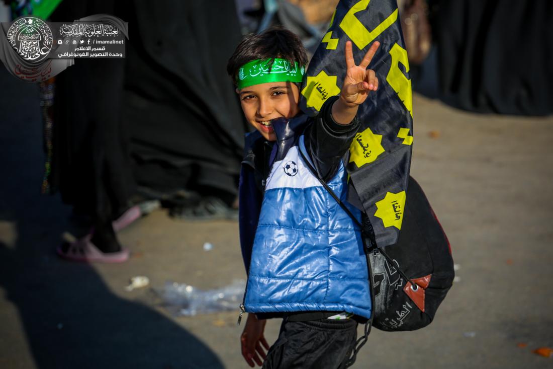 تقرير مصور : ملايين الزائرين يواصلون الزحف الى قبلة الاحرار لأداء مراسيم زيارة الار بعين  | 