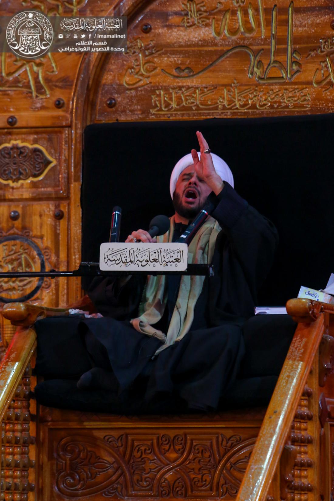 تقرير مصور : أجواء الحزن في الصحن العلوي المطهر لإحياء ذكرى ليلة وفاة النبي الاعظم محمد (صلى الله عليه وآله وسلم) | 