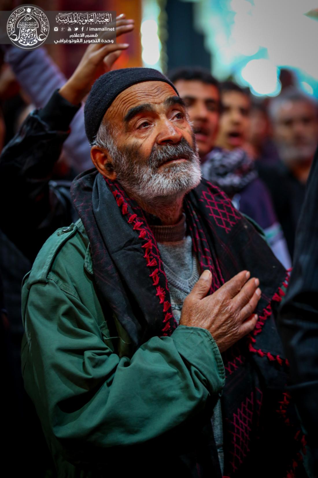 تقرير مصور : توافد المواكب الحسينية الى الصحن الحيدري الشريف لتعزية الامام علي (عليه السلام) بذكرى إستشهاد النبي الاكرم محمد (صلى الله عليه وآله وسلم) | 