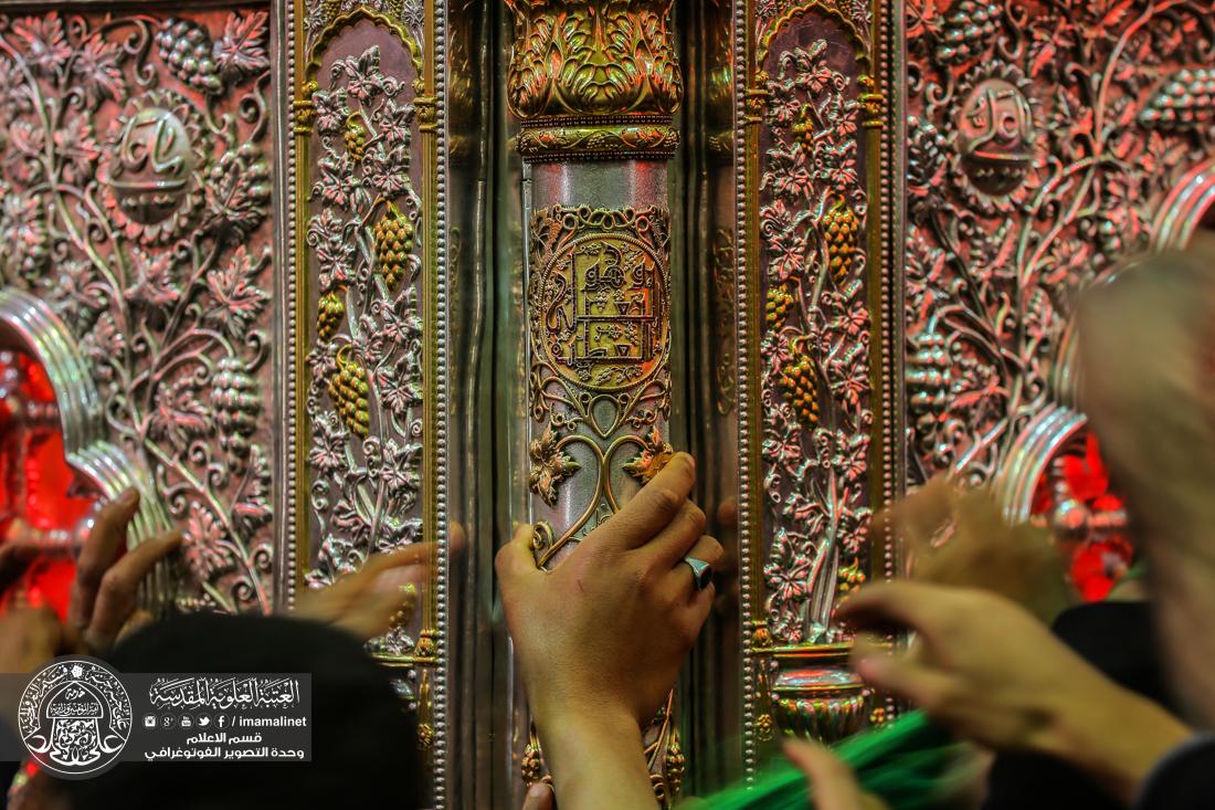 تقرير مصور : المرقد العلوي الطاهر يحتضن جموع الزائرين في ذكرى وفاة النبي الأعظم (صلى الله عليه وآله وسلم ) | 