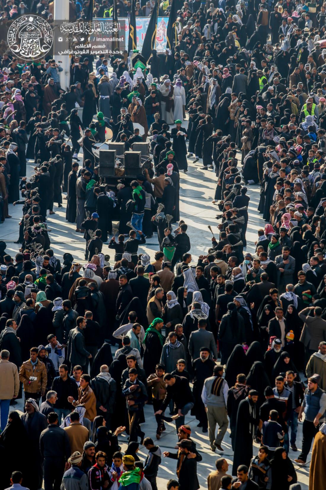 تقرير مصور : مواكب العزاء تحيي ذكرى وفاة النبي الأعظم (صلى الله عليه واله وسلم) في جوار ورحاب الصحن الحيدري الشريف  | 