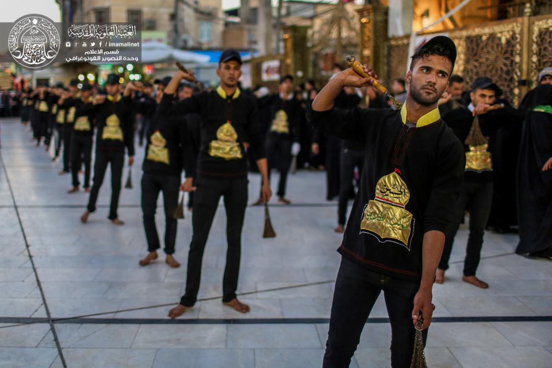 تقرير مصور : مواكب العزاء تحيي ذكرى وفاة النبي الأعظم (صلى الله عليه واله وسلم) في جوار ورحاب الصحن الحيدري الشريف  | 