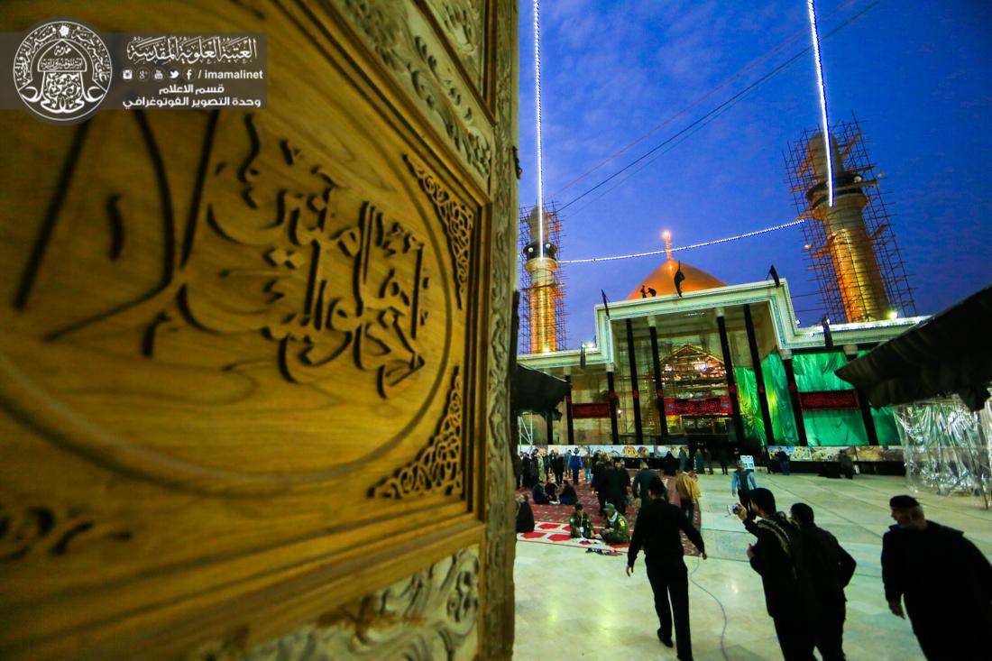تقرير مصور : اجواء الزيارة في العتبة العسكرية المقدسة في الذكرى السنوية في استشهاد الامام الحسن العسكري (سلام الله عليه) | 