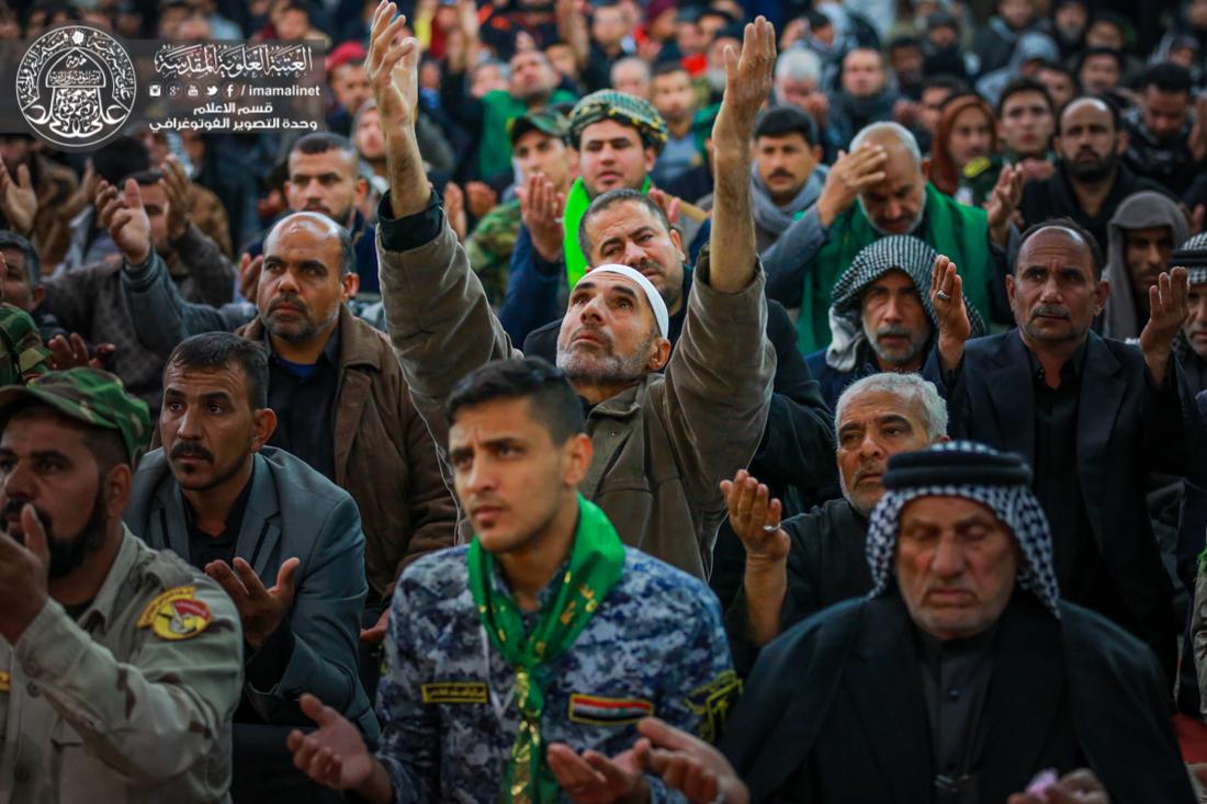 تقرير مصور : اجواء الزيارة في العتبة العسكرية المقدسة في الذكرى السنوية في استشهاد الامام الحسن العسكري (سلام الله عليه) | 